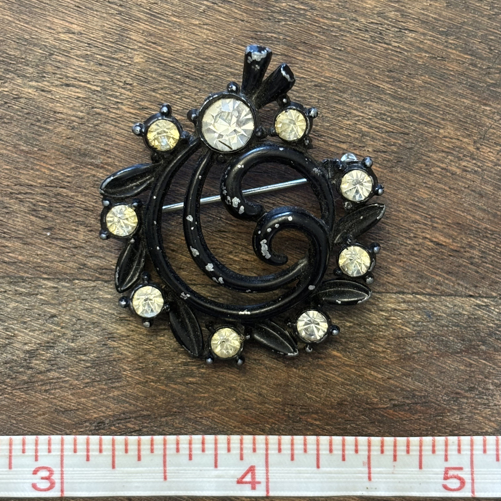 Black Painted Metal Faux Diamond Swirl Brooch Black Tone
